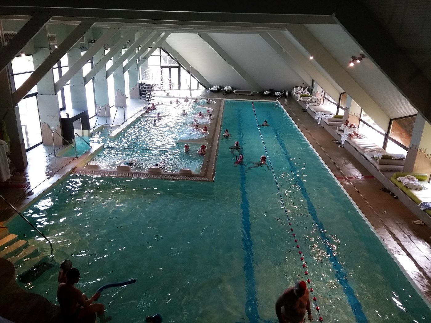 La piscine d'eau de mer de Thalasso Carnac
