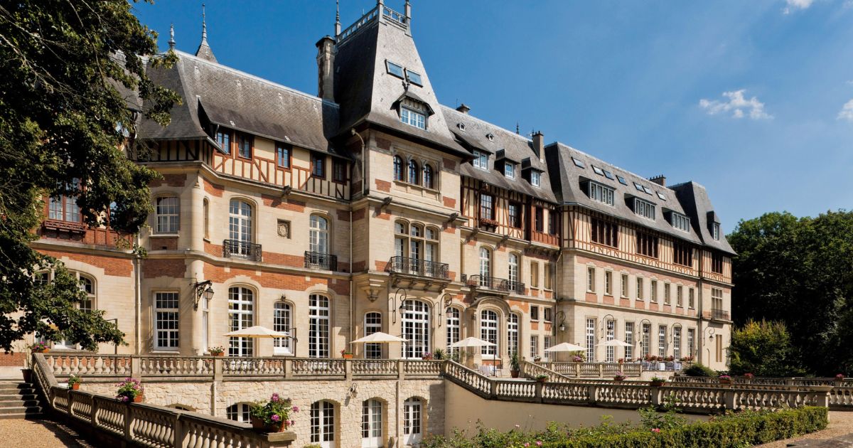 La façade Belle Époque du Château de Montvillargenne à Gouvieux